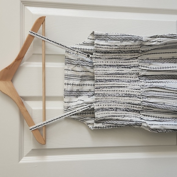 Old Navy Linen Blend Geometric Stripe Cami Jumpsuit Small - Picture 7 of 9